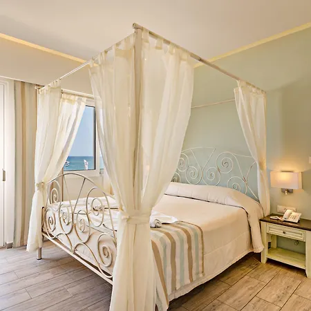 מלון דירות Princess Irini Sea Front העיירה רתימנו