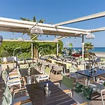 Aparthotel Princess Irini Sea Front