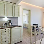 Princess Irini Sea Front Aparthotel 3*