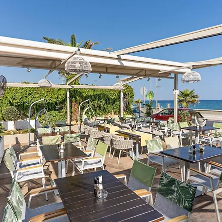 Princess Irini Sea Front 아파트호텔 레팀노