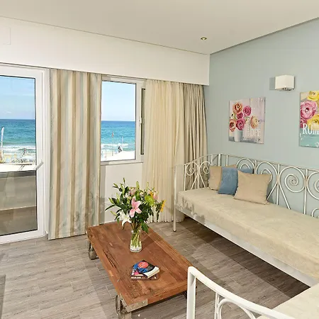 아파트호텔 Princess Irini Sea Front 3*