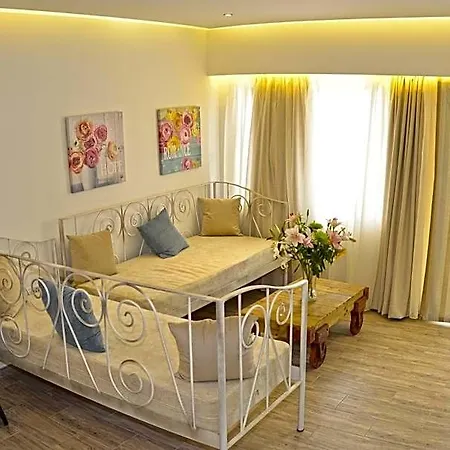 Aparthotel Princess Irini Sea Front 3*