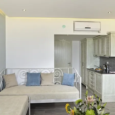 Princess Irini Sea Front 3*