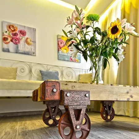 Princess Irini Sea Front 아파트호텔 3*