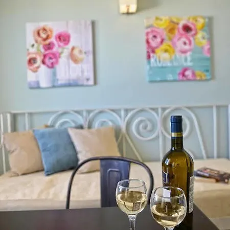 Hotel apartamentowy Princess Irini Sea Front